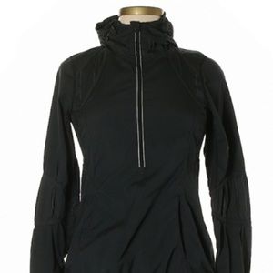 Lululemon jacket/pullover size 4